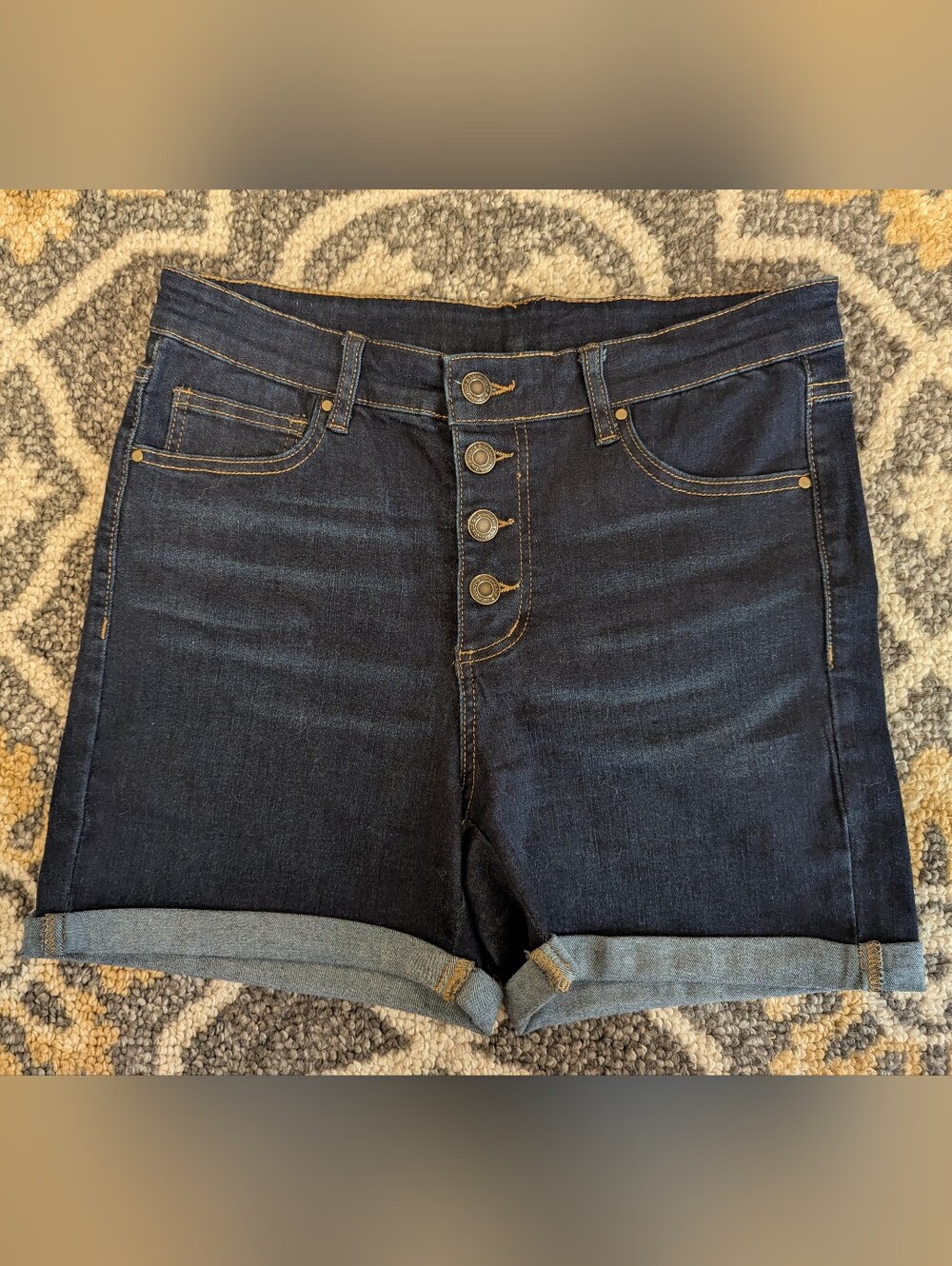 G&L Button Fly Super Stretch Shorts